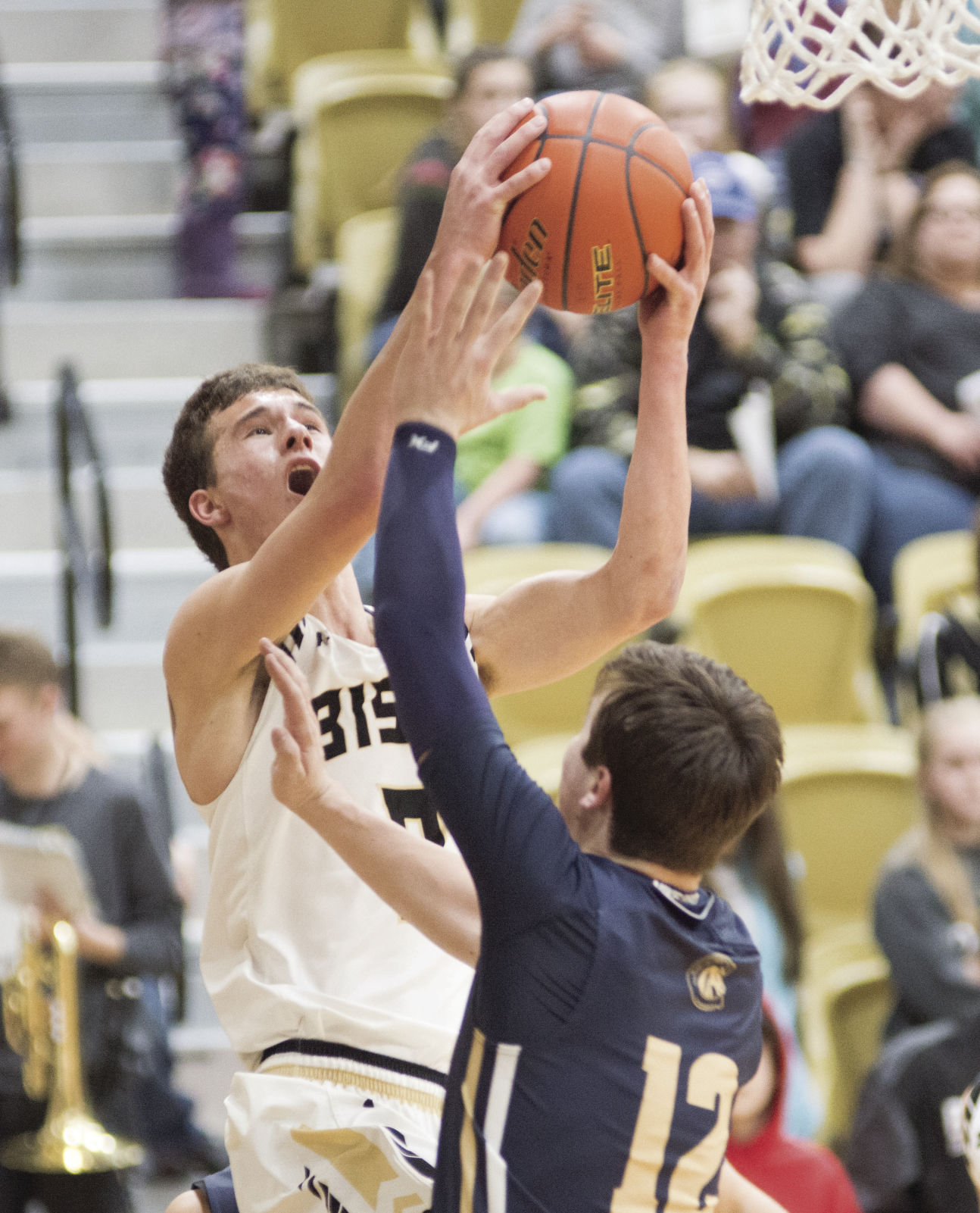Bison beat Broncs big 1